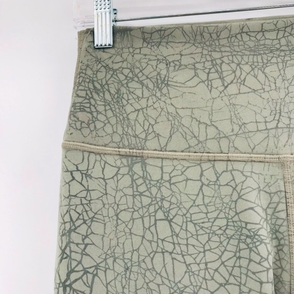 Lululemon Wunder Under High Rise Leggings Size 8 - Picture 2 of 6